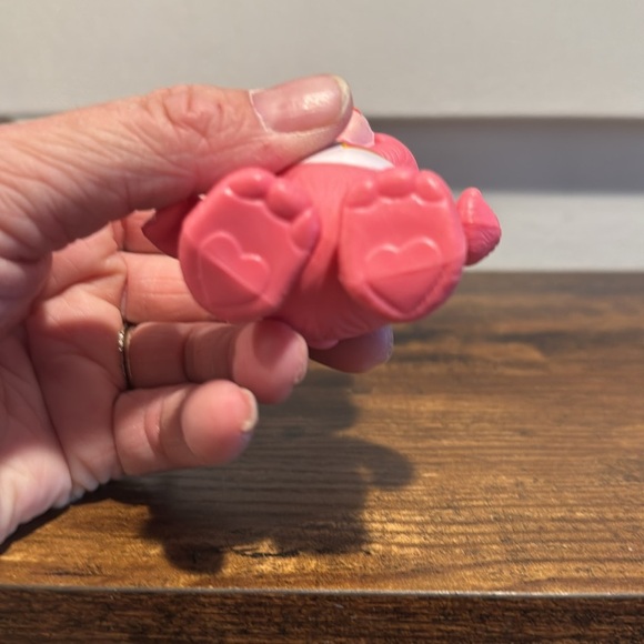 Care Bear Love a Lot Vintage poseable 1983 Kenner PVC figure - Picture 5 of 7